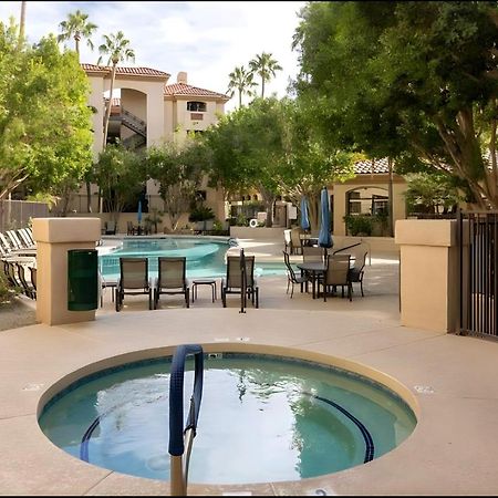 Biltmore Bliss: Desert Retreat! Apartman Phoenix Kültér fotó